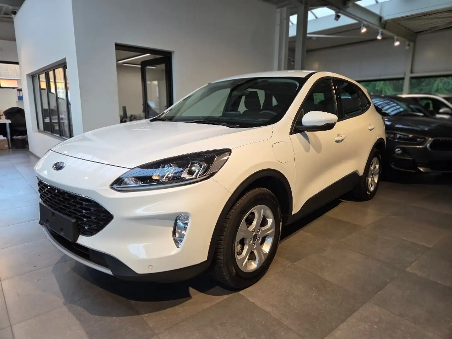 Ford Kuga Kuga 2.5 Duratec FHEV COOL Wit - 2