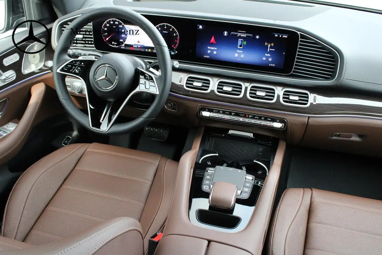 Mercedes-Benz GLE снимка Mercedes-Benz GLE