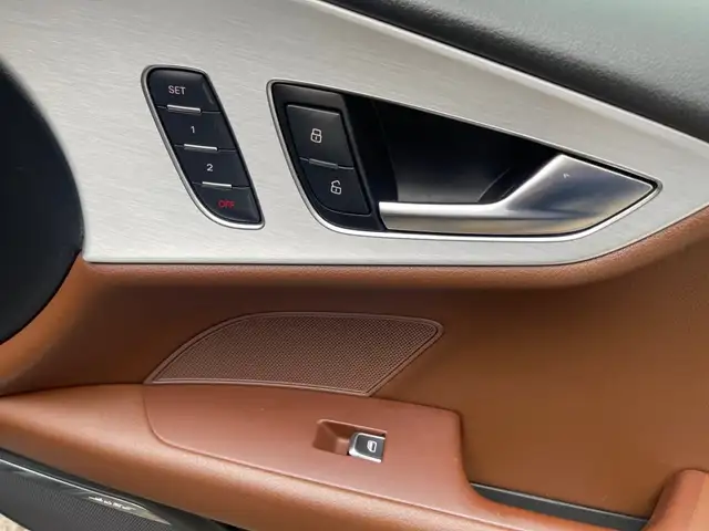 Audi A7 view 13