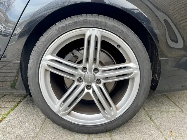 Audi A7 view 24