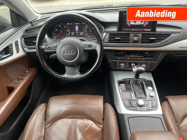 Audi A7 view 2