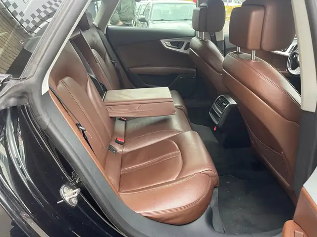Audi A7 view 11