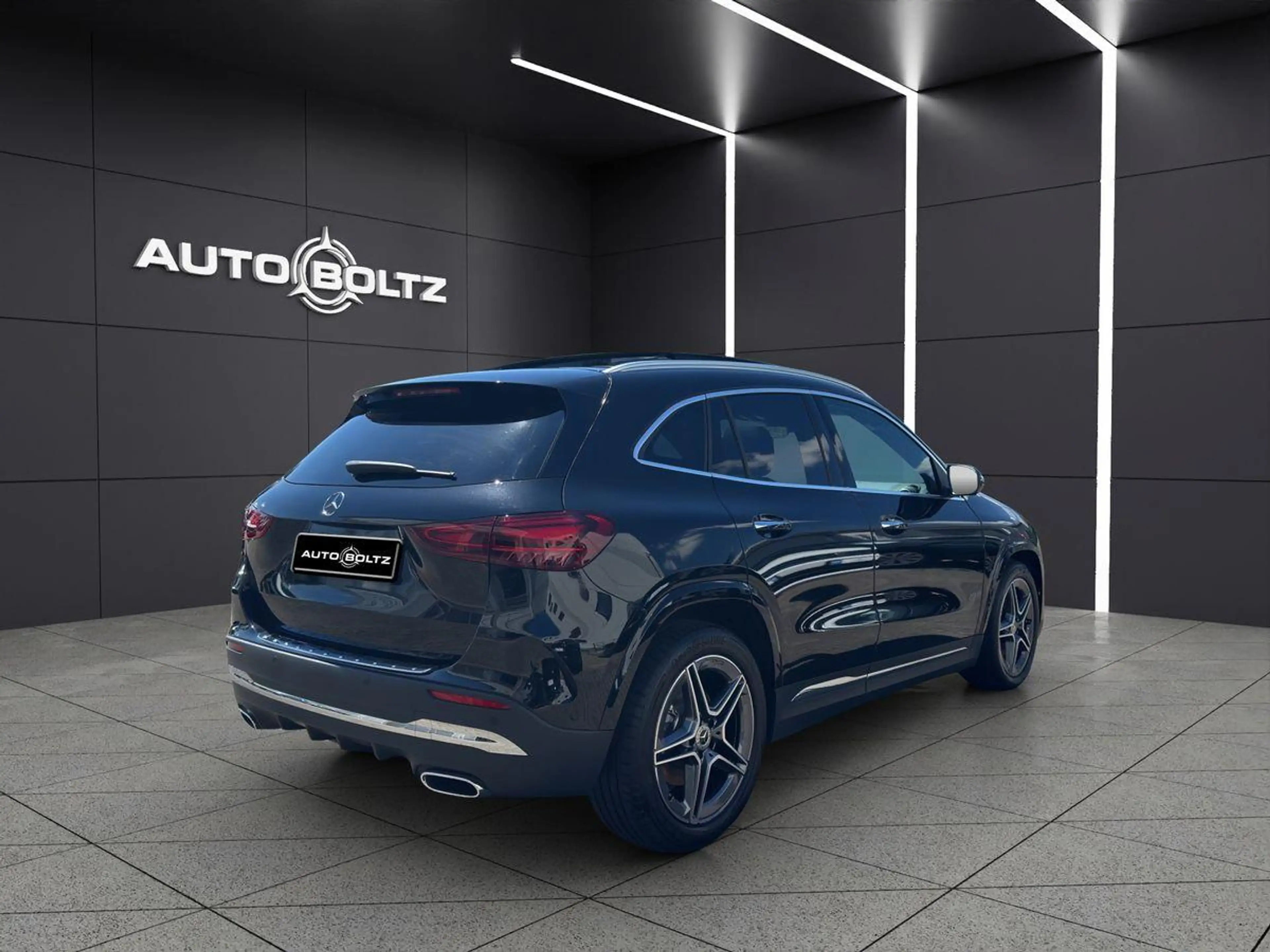 Mercedes-Benz GLA 220 4Matic AMG Line Advanced+ Pano Leder 360 — photo 6
