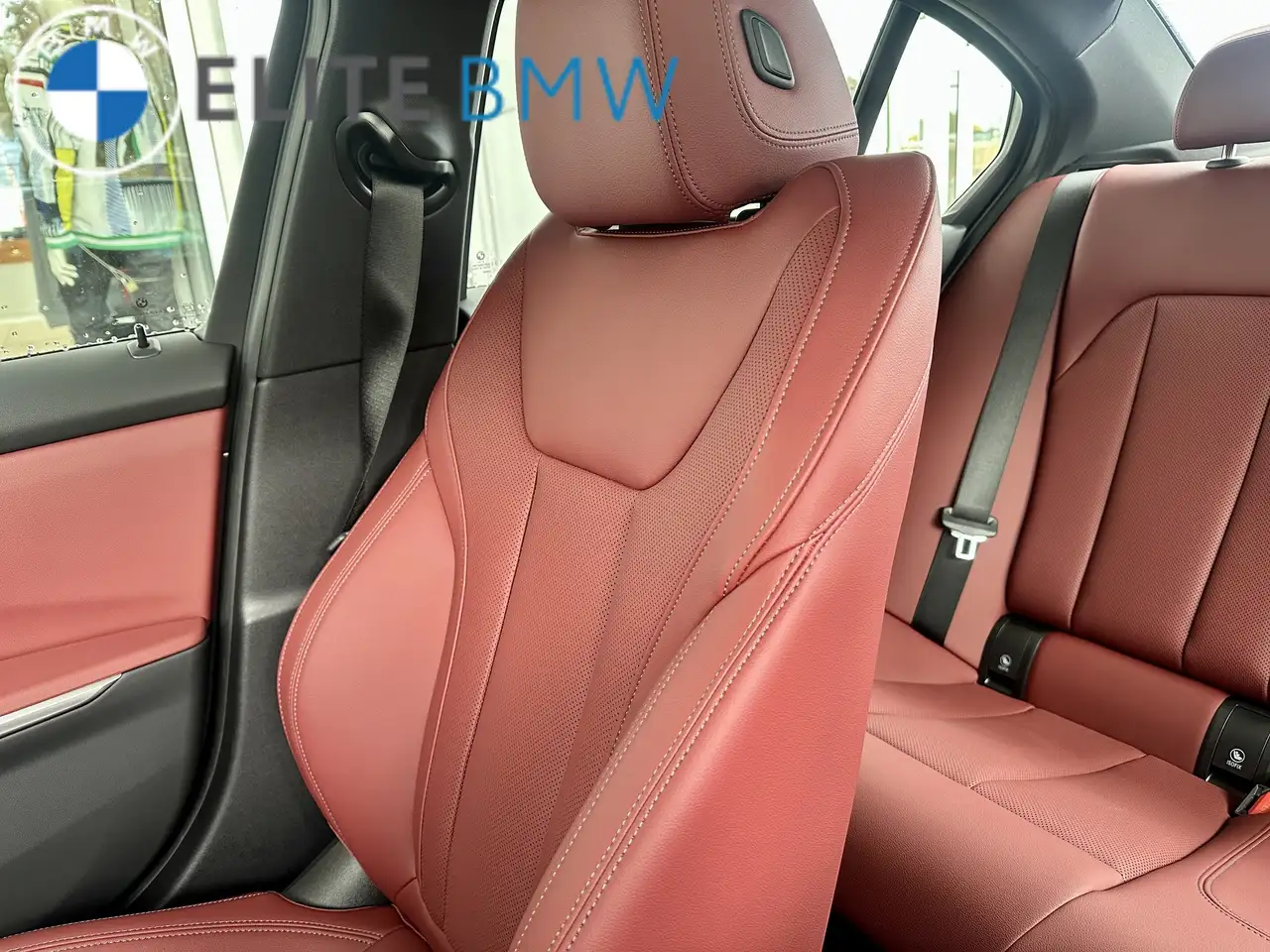 BMW 3 Series photo BMW 3 Series
