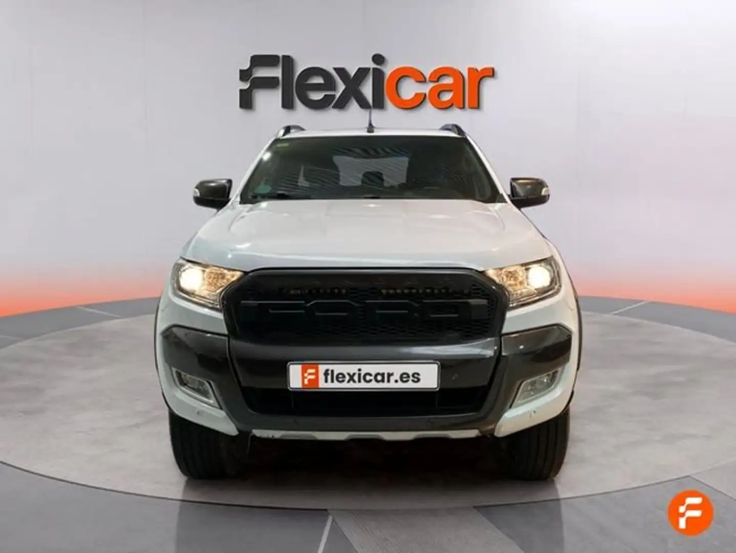 Ford Ranger 3.2TDCI DCb. Wildtrak 4x4 Aut. Blanco - 2