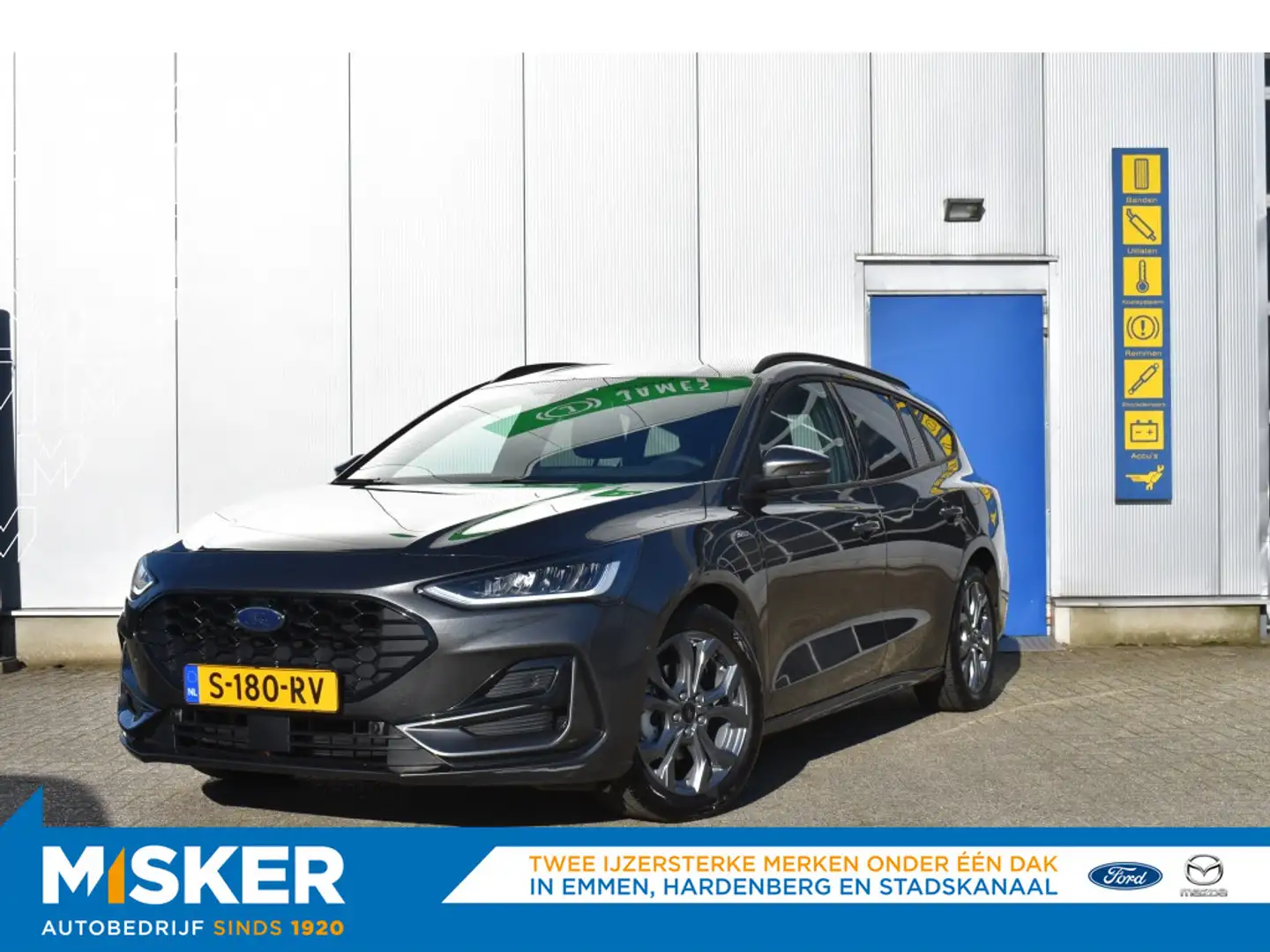 Ford Focus Wagon 1.0 EBH ST Line Winterpack Grijs - 1