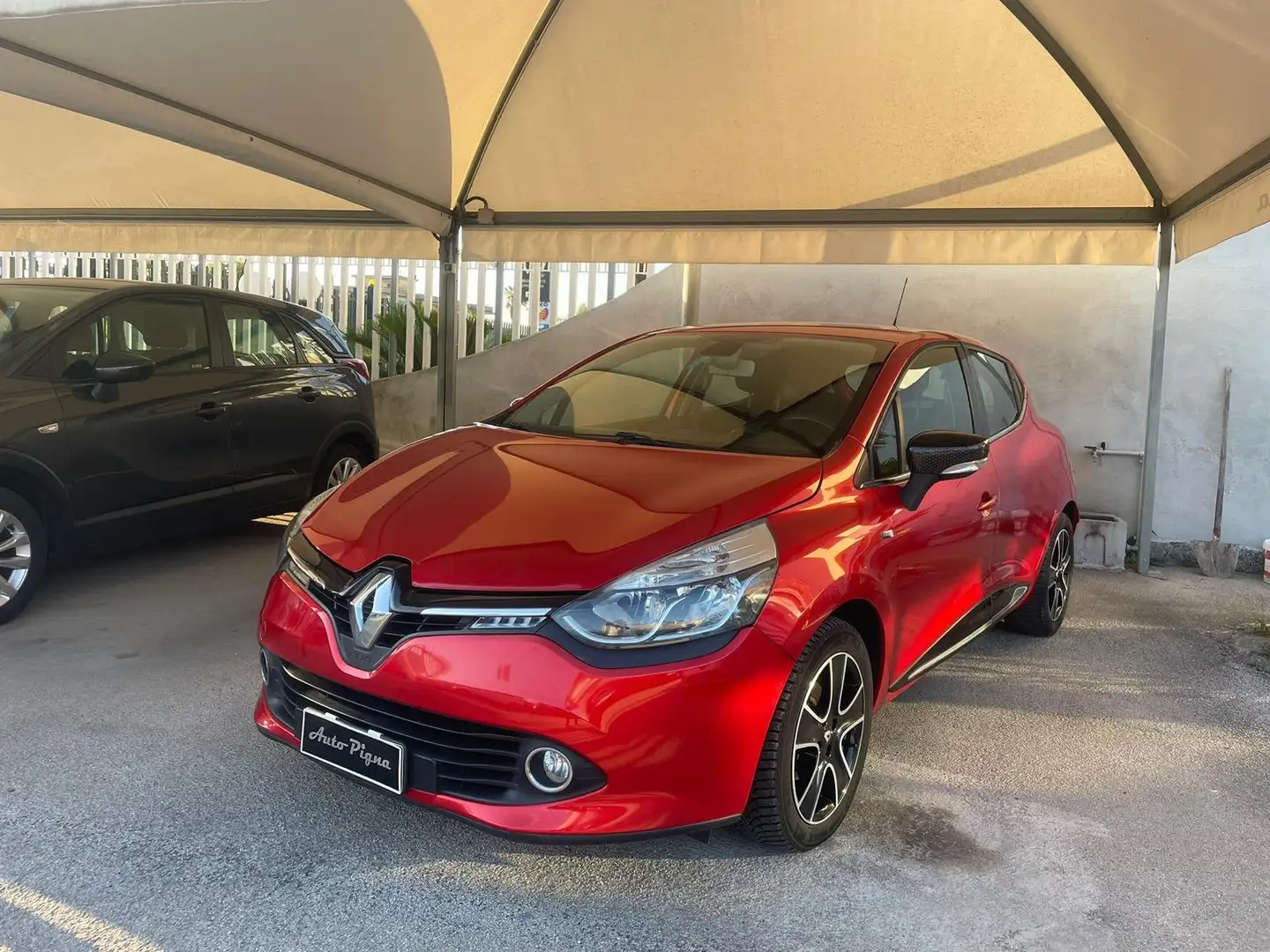 Renault Clio Clio IV  5p 0.9 tce energy Duel 90cv Rouge - 1