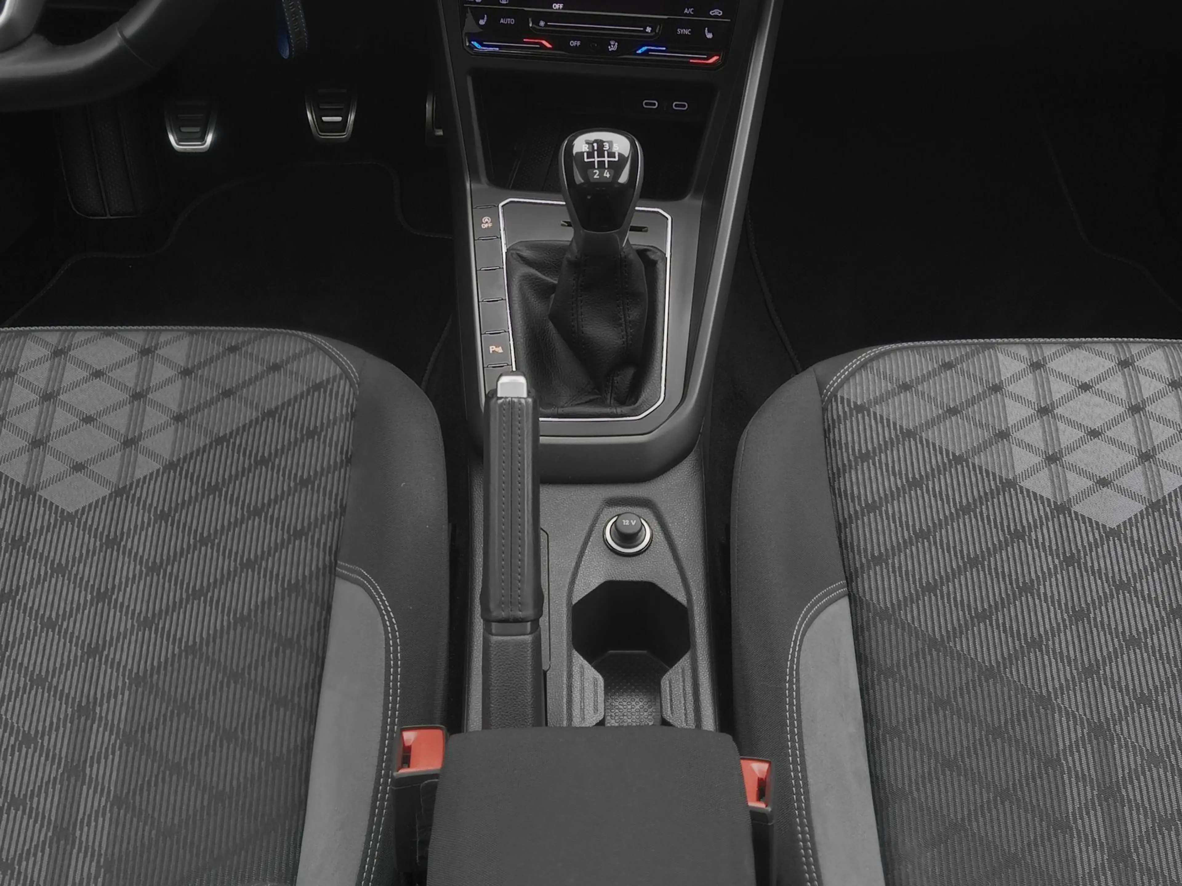 Volkswagen Polo R-Line 1.0 TSI 95 PK | LED Matrix IQ | Trekhaak | — photo 10