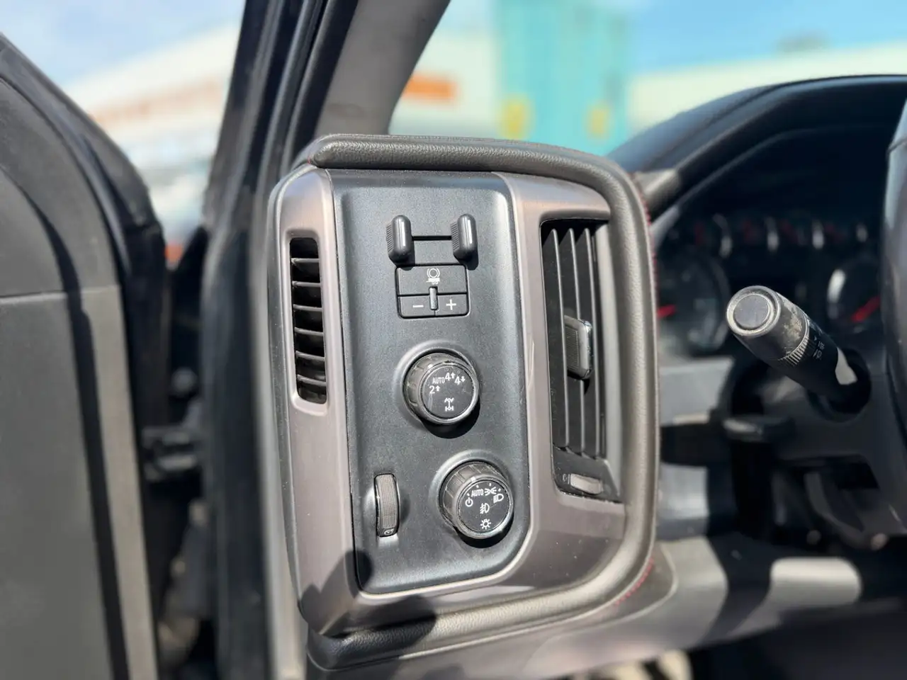 GMC Sierra 1500 photo GMC Sierra 1500