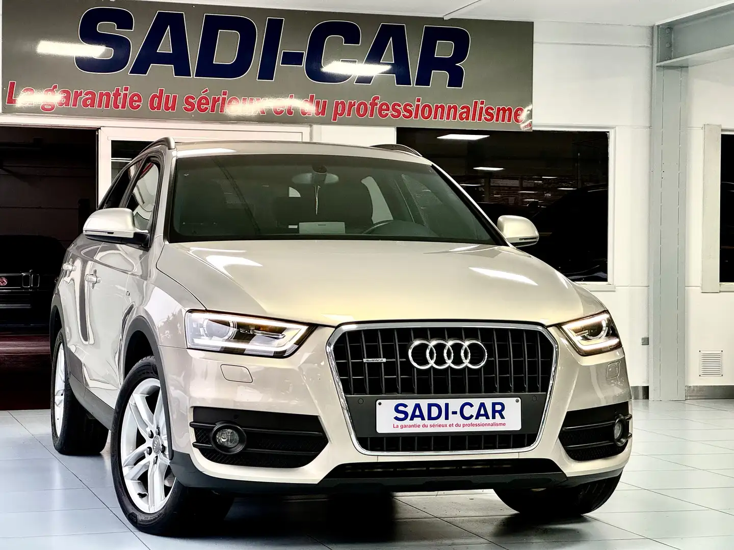 Audi Q3 2.0 TDi 177cv S Tronic QUATTRO - S-LINE EDITION Beige - 1