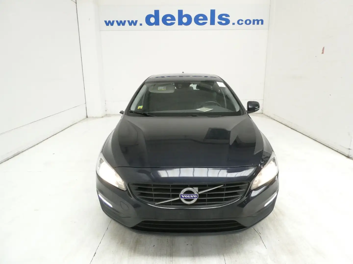 Volvo V60 2.0 D2 Kinetic Bleu - 1