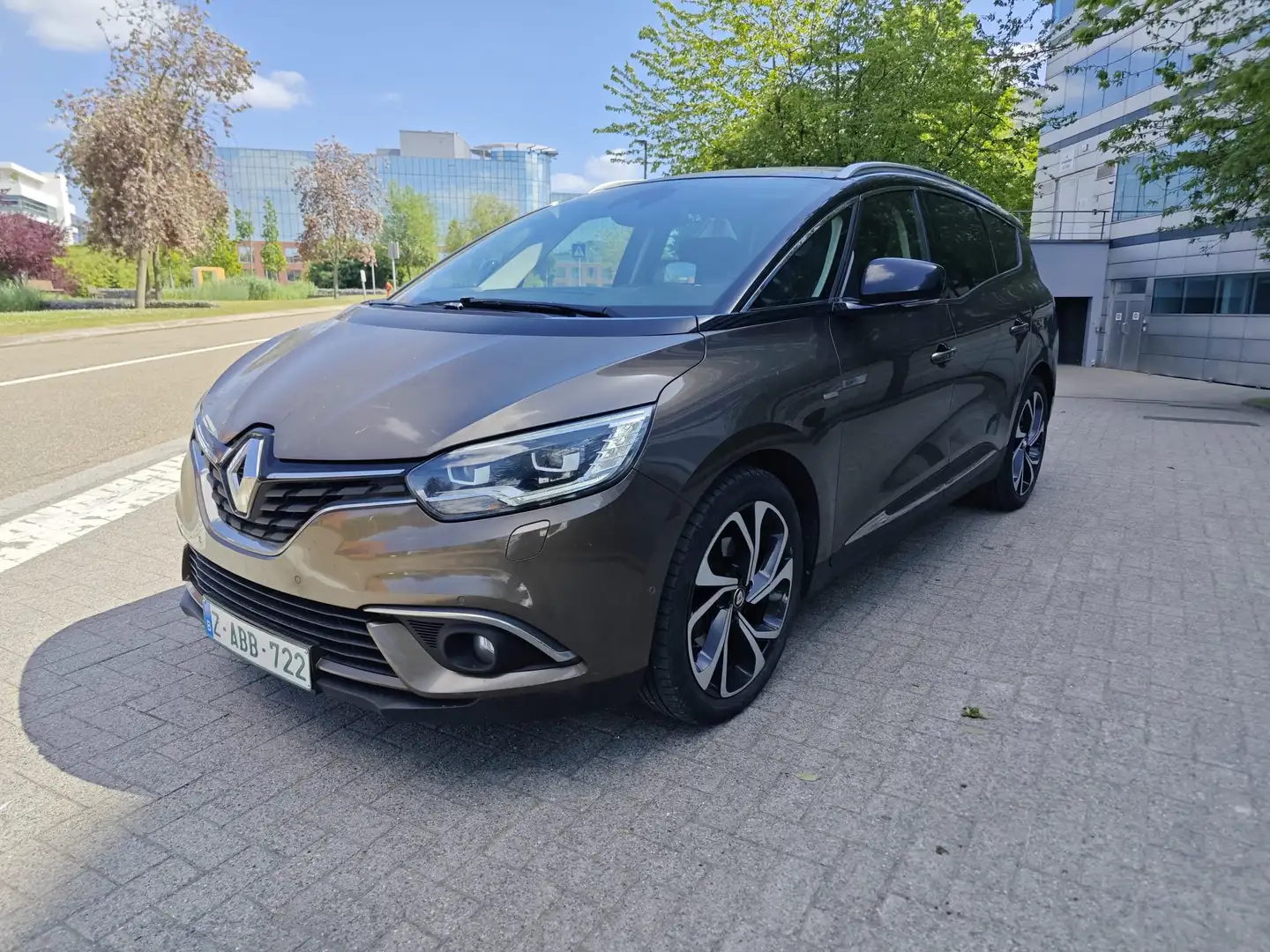 Renault Scenic Scenic 1.5 dCi Energy Bose Edition Bruin - 1