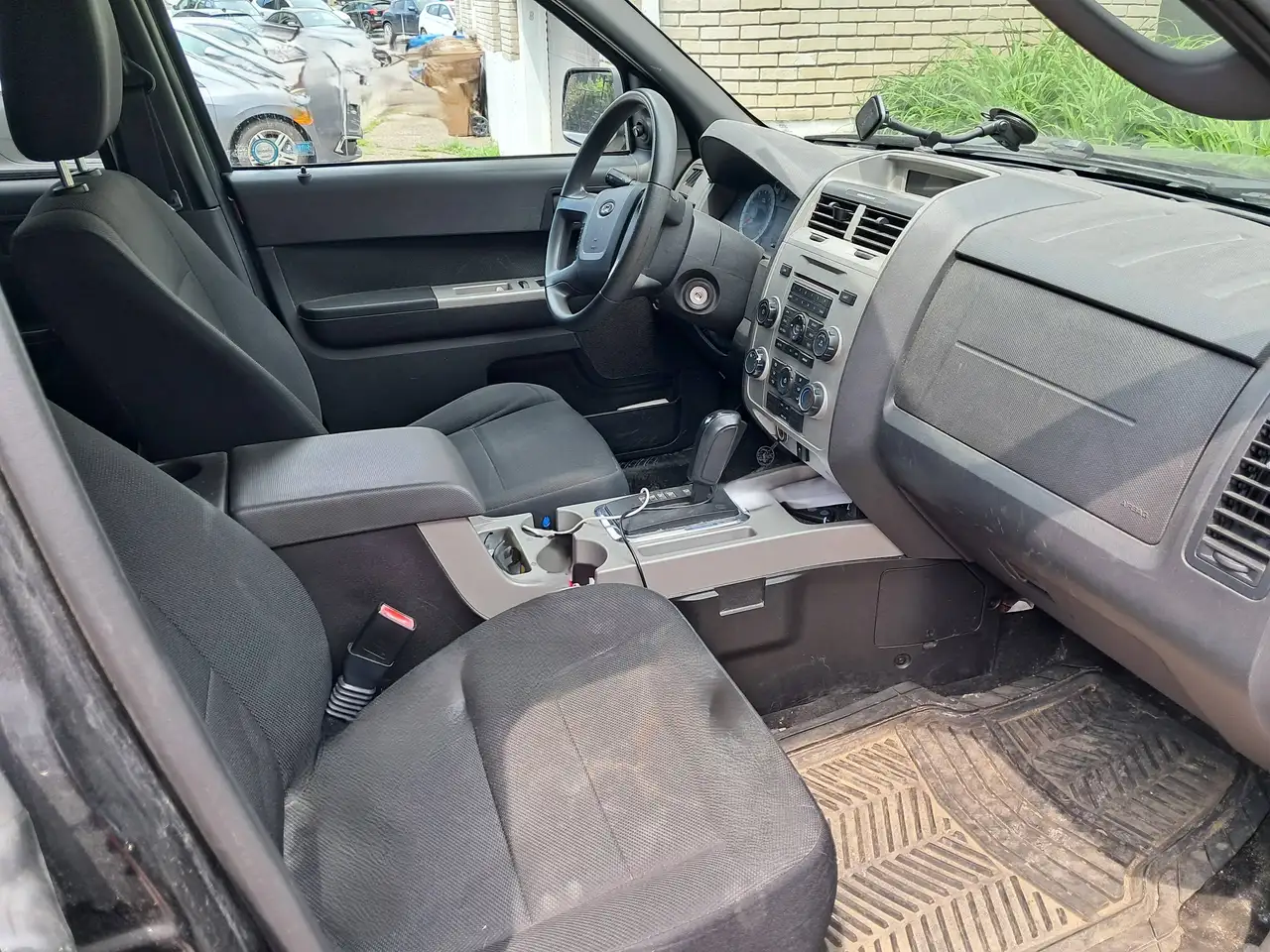 Ford Escape photo Ford Escape