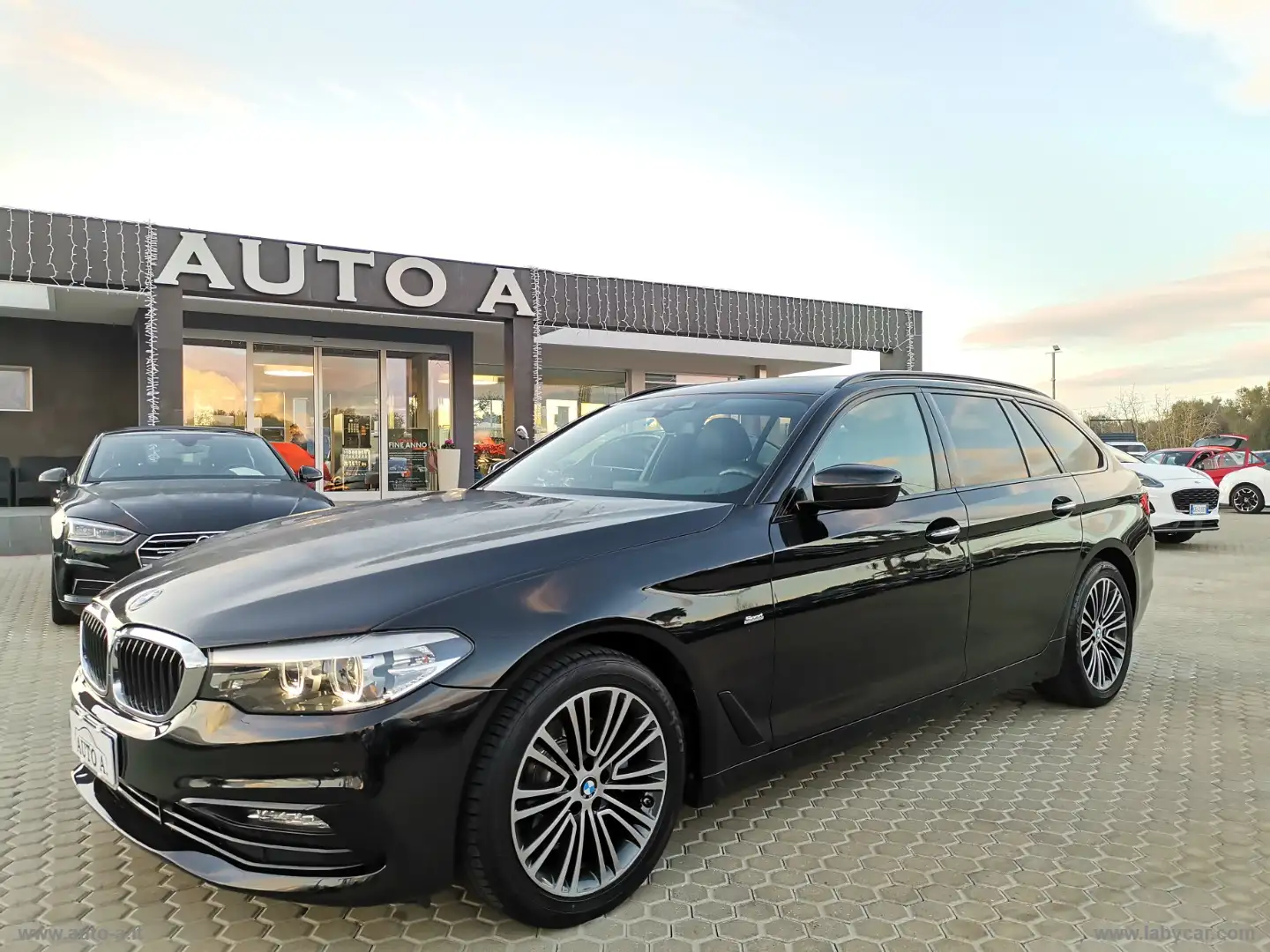 BMW 520 520d AUT. TOURING SPORT LINE Negru - 1