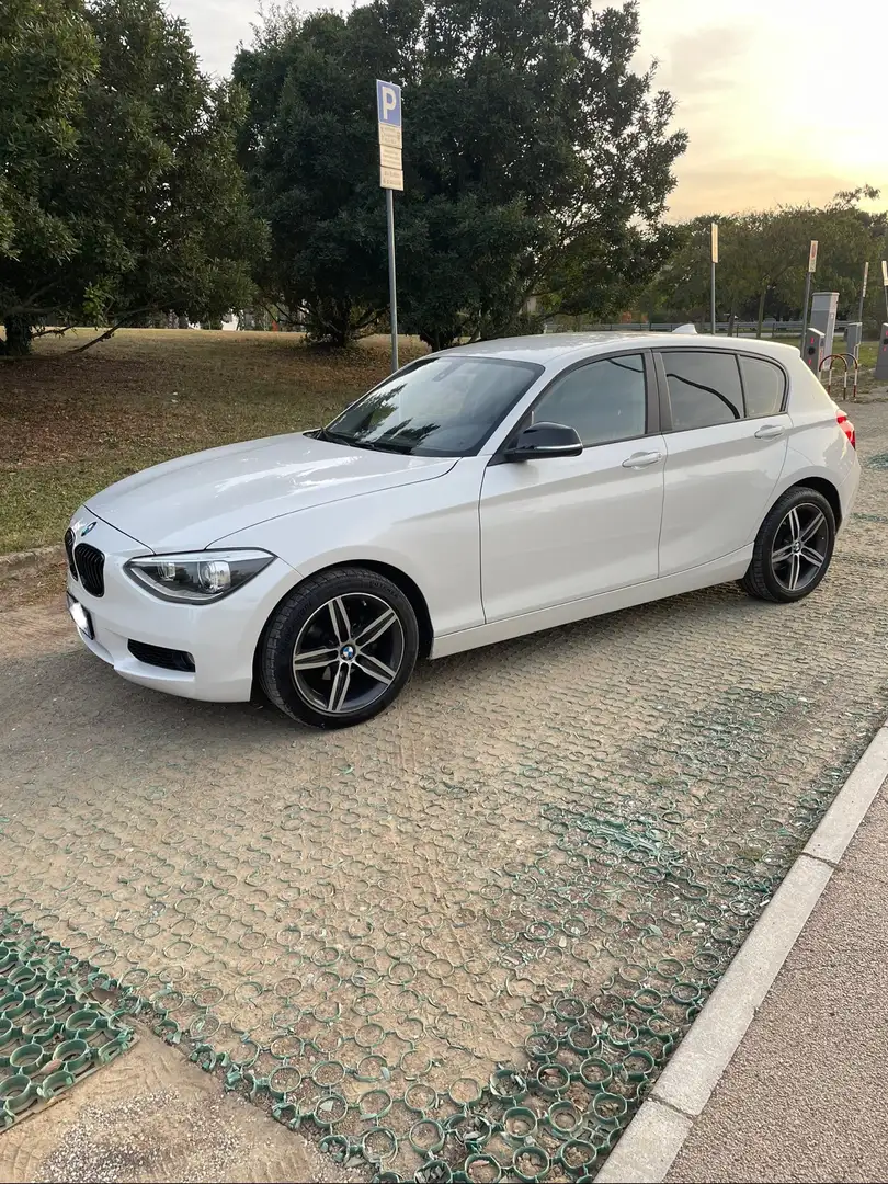 BMW 118 118d 5p Sport Bianco - 1