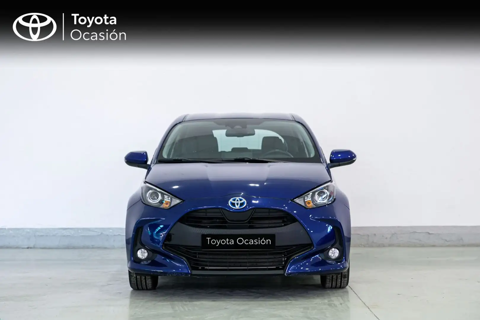 Toyota Yaris 120H Active Tech Azul - 2