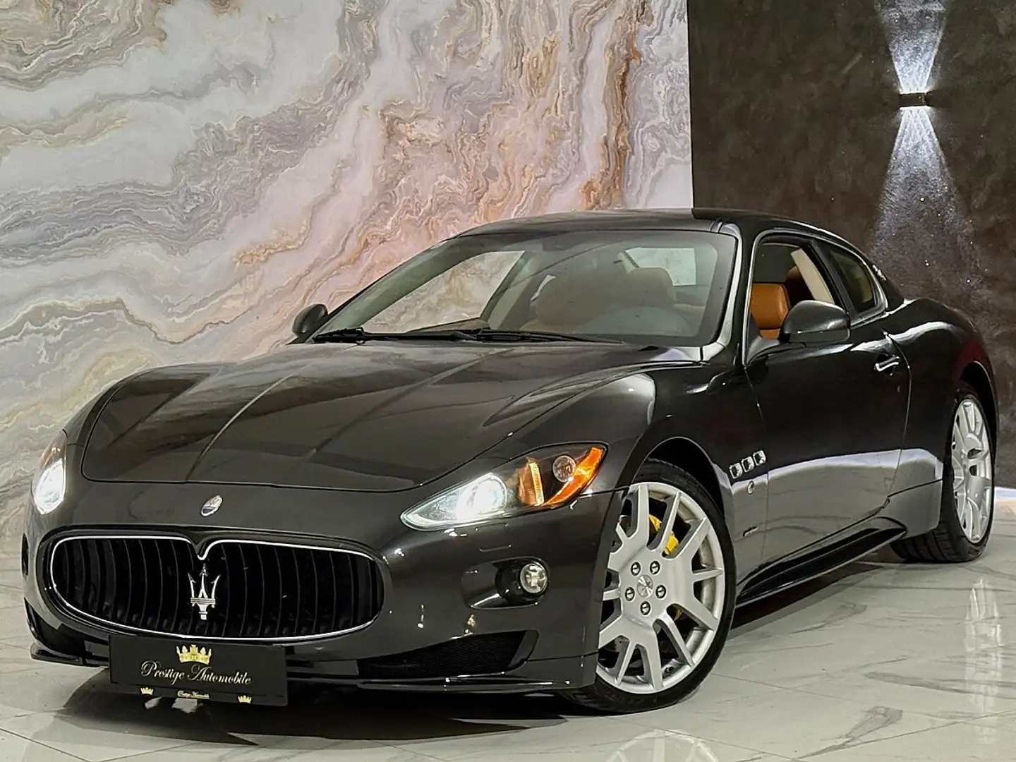 Maserati GranTurismo Gran Turismo S F1 V8 450PS * FACELIFT * SPORT V... Grau - 1