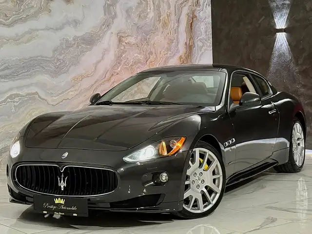 Maserati GranTurismo Gran Turismo S F1 V8 450PS * FACELIFT * SPORT V...