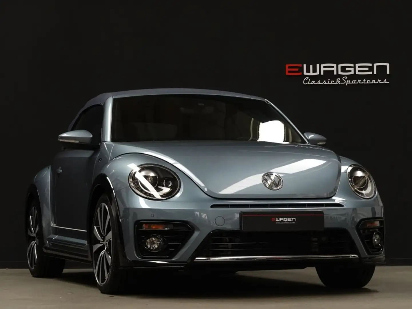 Volkswagen Beetle Cabrio 2.0 TSI R-Line DSG 162kW Azul - 1