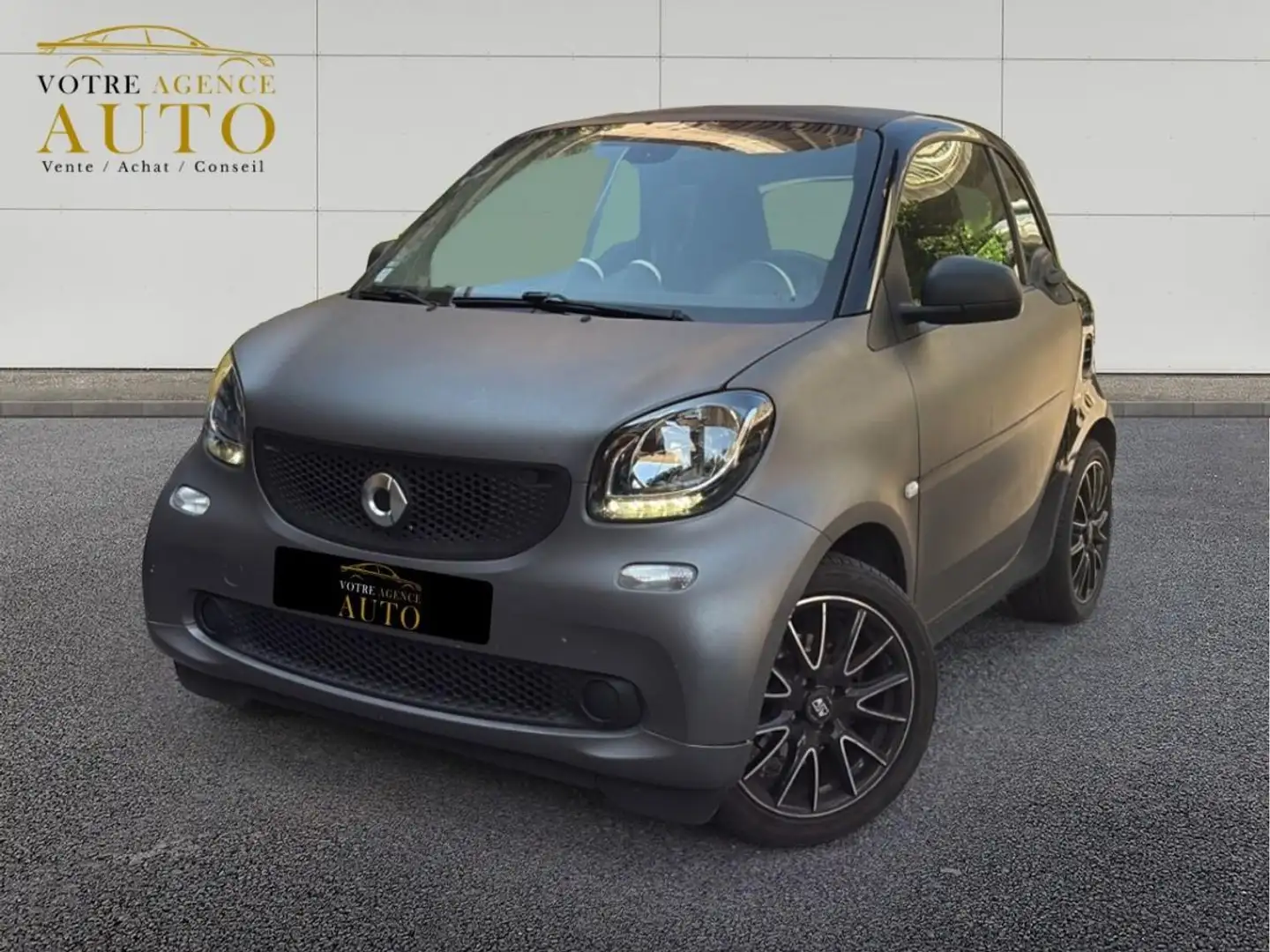 smart forTwo II Coupe 1.0i - 71ch S&S - Passion Gris - 1