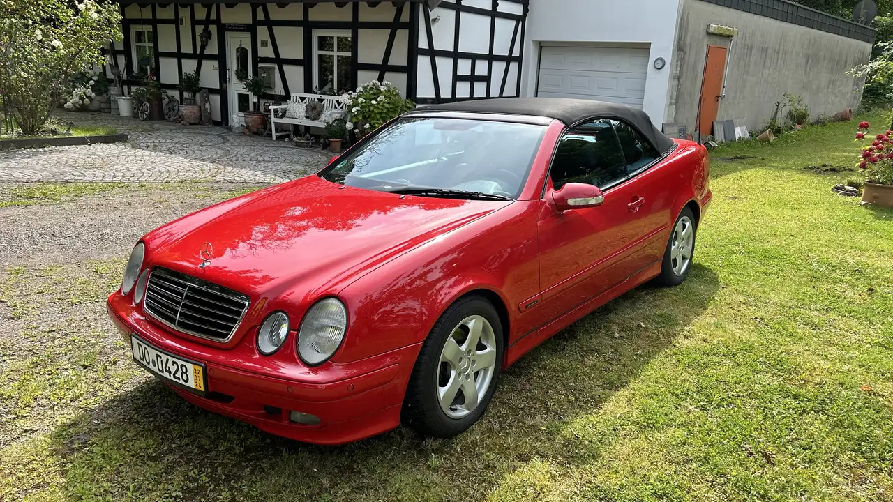 Mercedes-Benz CLK 230