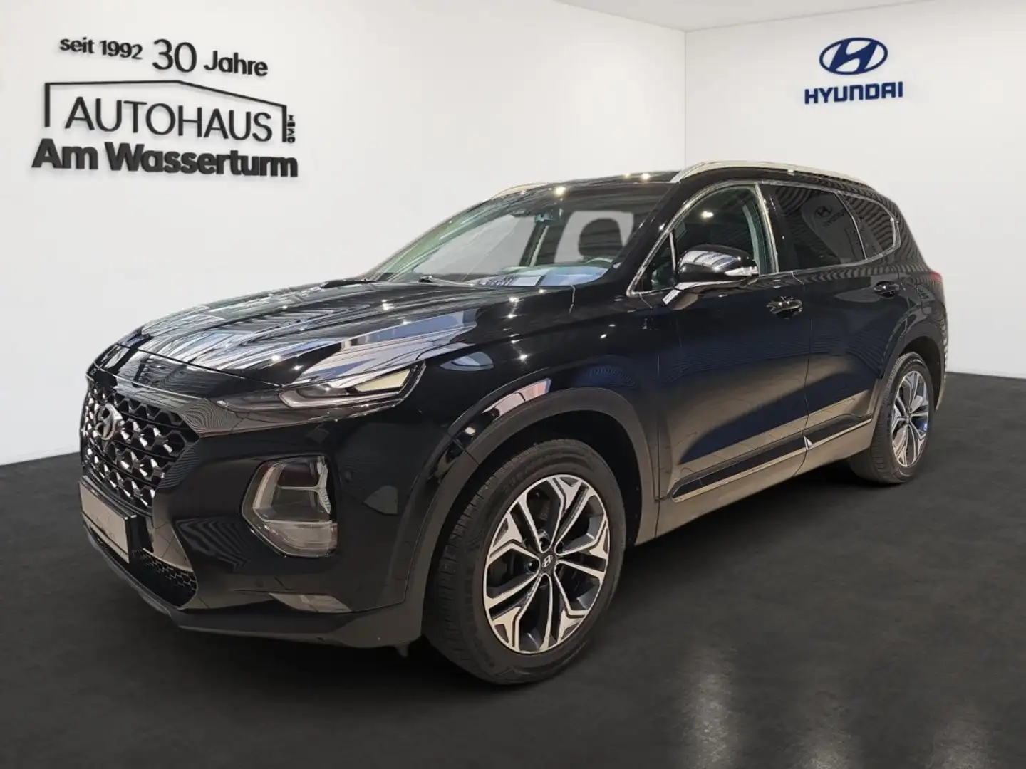 Hyundai SANTA FE 2.2 CRDi 4WD 8AT SEVEN Premium LEDER NAVI LED WKR Чёрный - 1