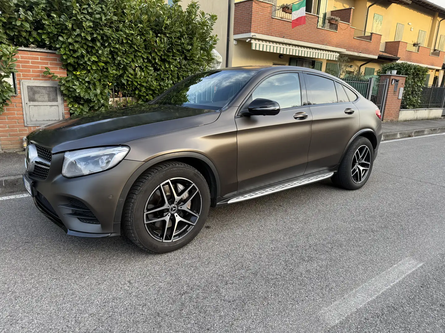 Mercedes-Benz GLC 250 Premium 4matic -27900 euro Marrone - 1