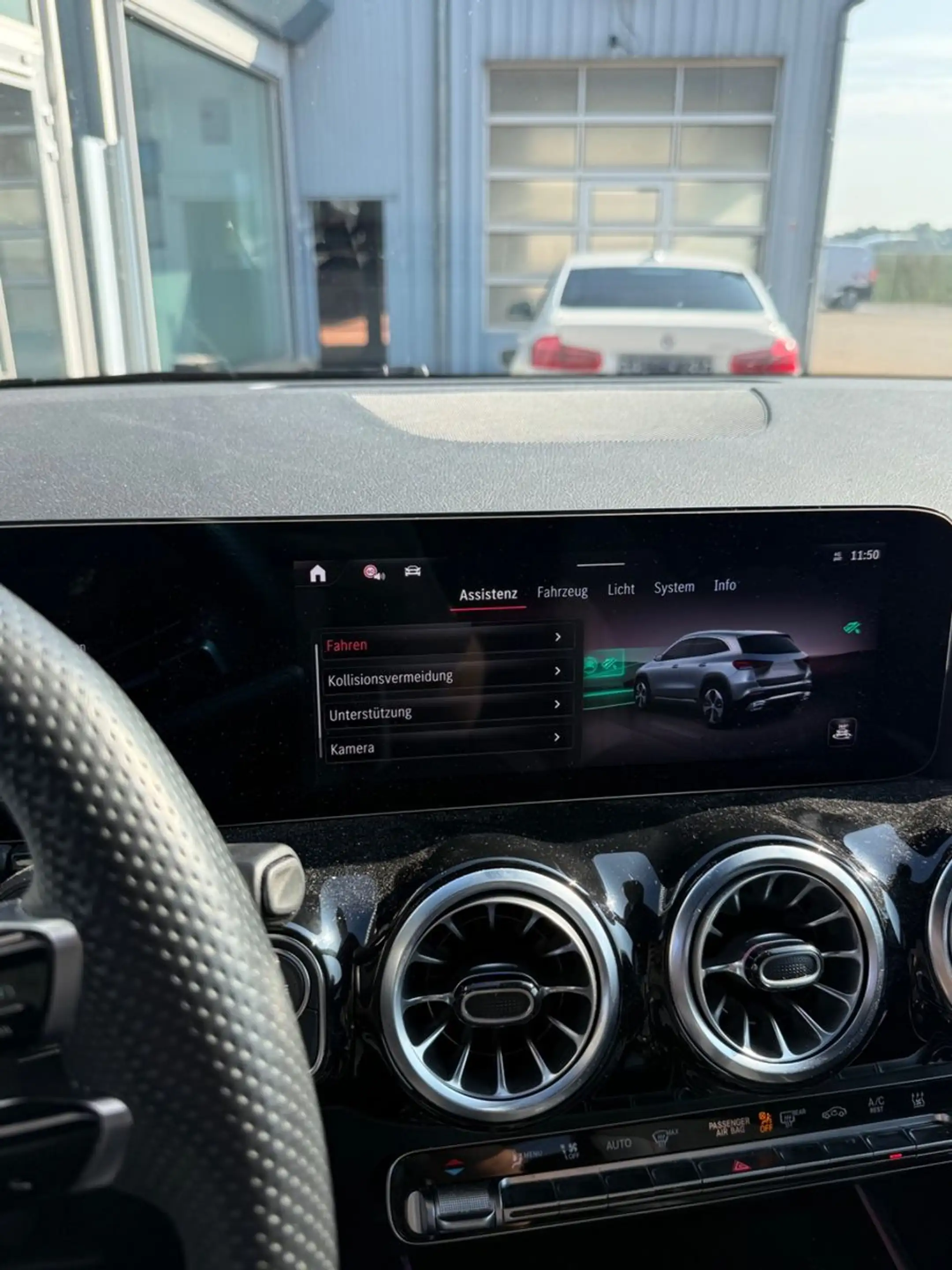 Mercedes-Benz GLA 250 e AMG-Line*MULTIBEAM*ACC*360°KAM*KEYLESS — photo 15
