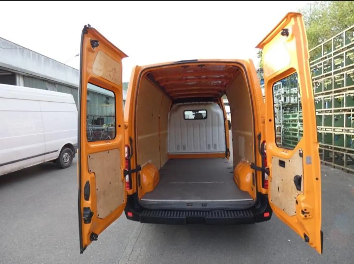 Renault Master dCi 125 FAP L3H2 2WD HA - 2