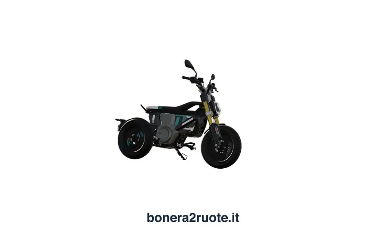 BMW CE 02