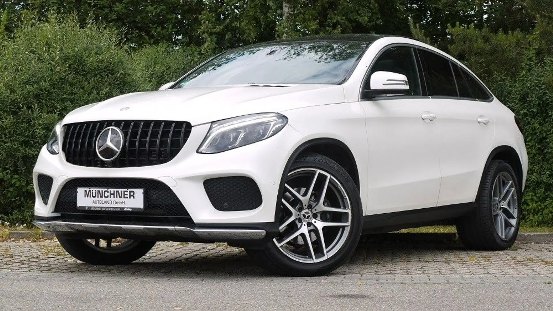 Mercedes-Benz GLE 350 d  Coupe 4Matic ///AMG/ Blanc - 2
