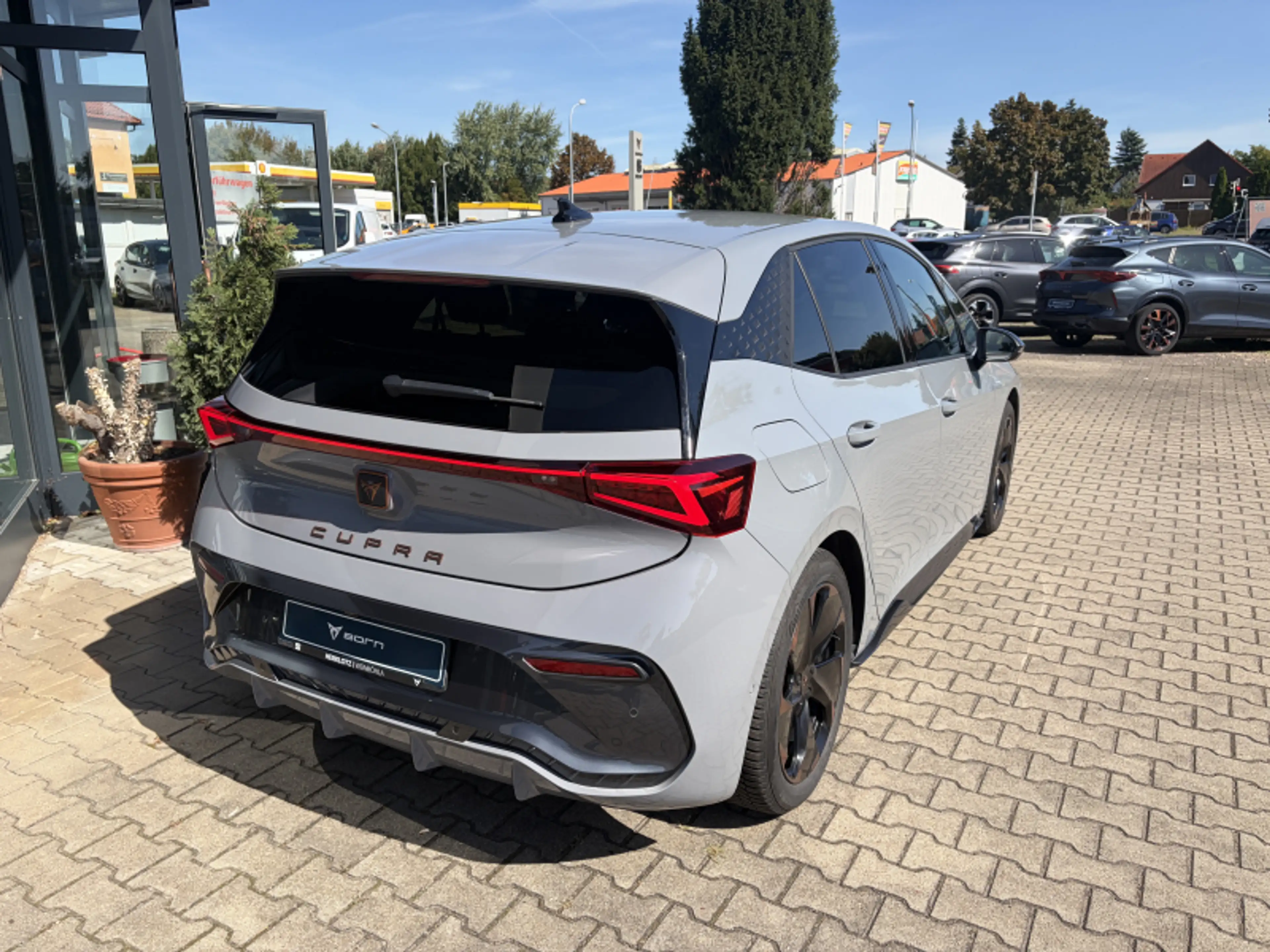 CUPRA Born CUPRA Born electric 150kW (204PS) 1-Gang Automatik — photo 3