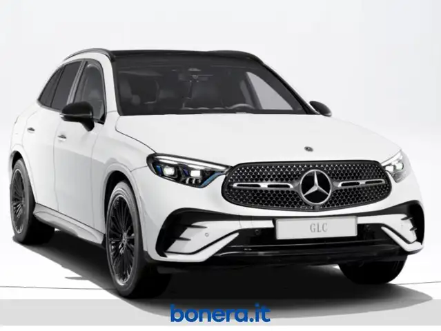 Mercedes-Benz 220 view 2