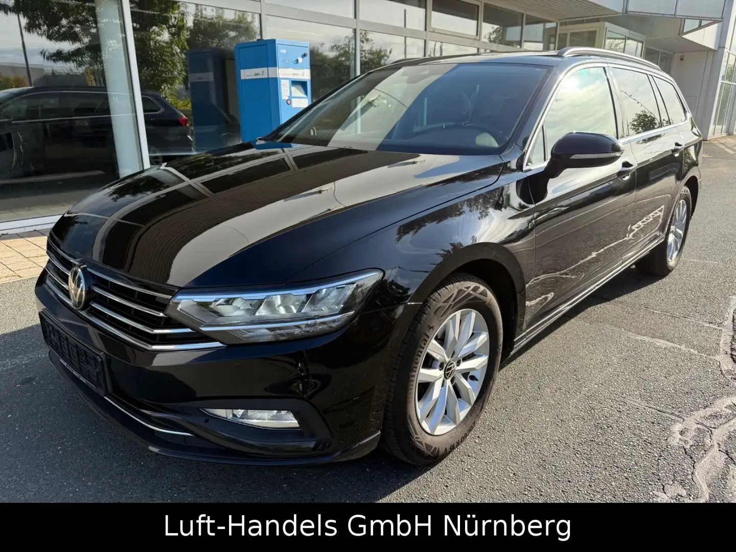 Volkswagen Passat Variant Business LED ACC Navi DSG Panoram Nero - 1