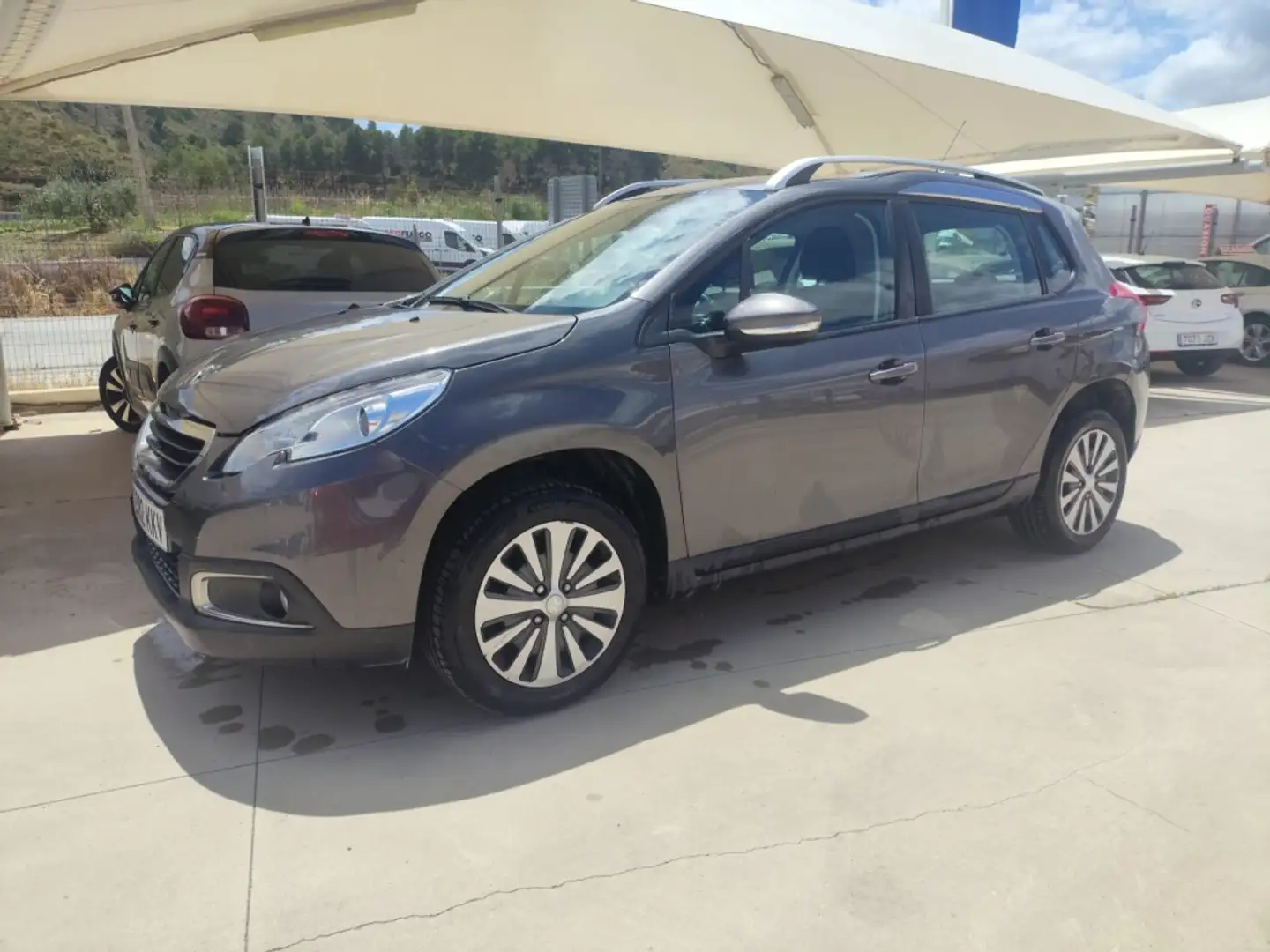 Peugeot 2008 1.6 e-HDI Active CMP Marrón - 1