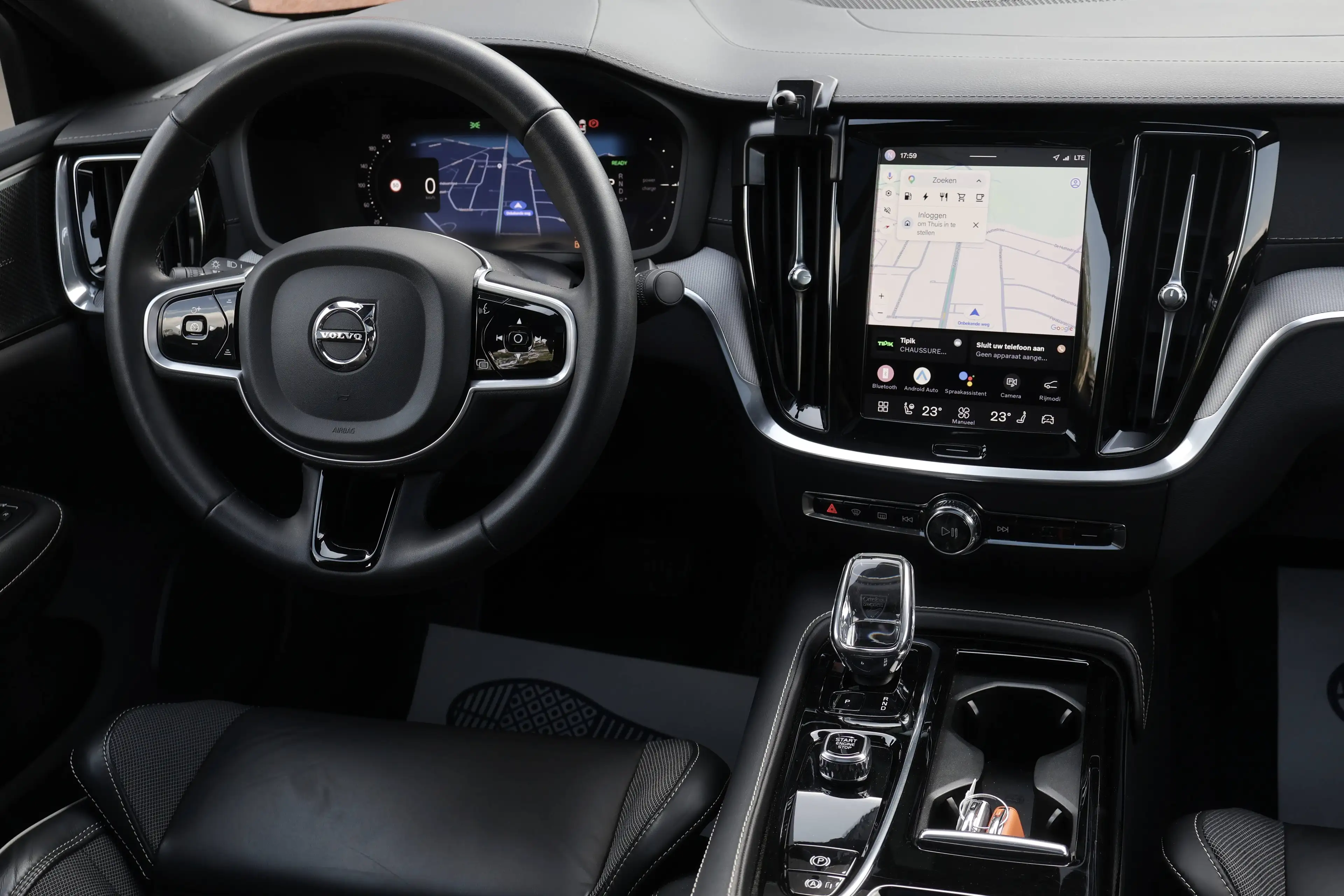 Volvo S60 S60 2.0 T8 AWD PHEV Plus Dark ACC BTW* Garantie* — photo 11