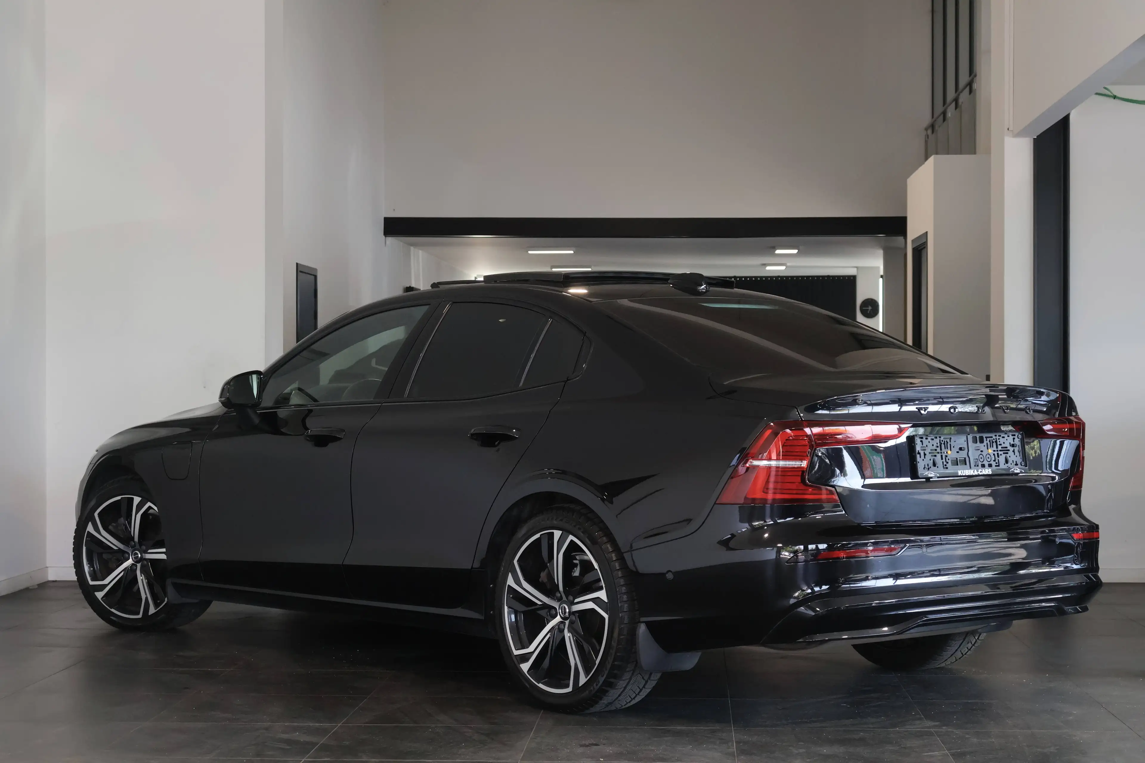 Volvo S60 S60 2.0 T8 AWD PHEV Plus Dark ACC BTW* Garantie* — photo 4