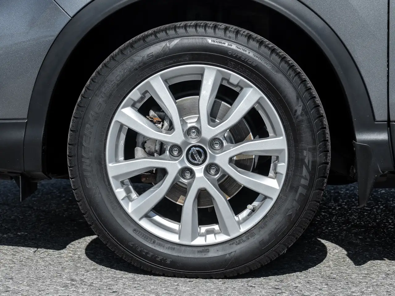 Nissan Qashqai снимка Nissan Qashqai