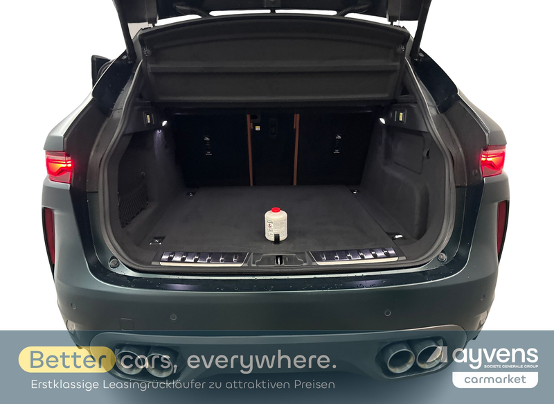 Jaguar F-Pace P550 AWD — photo 2