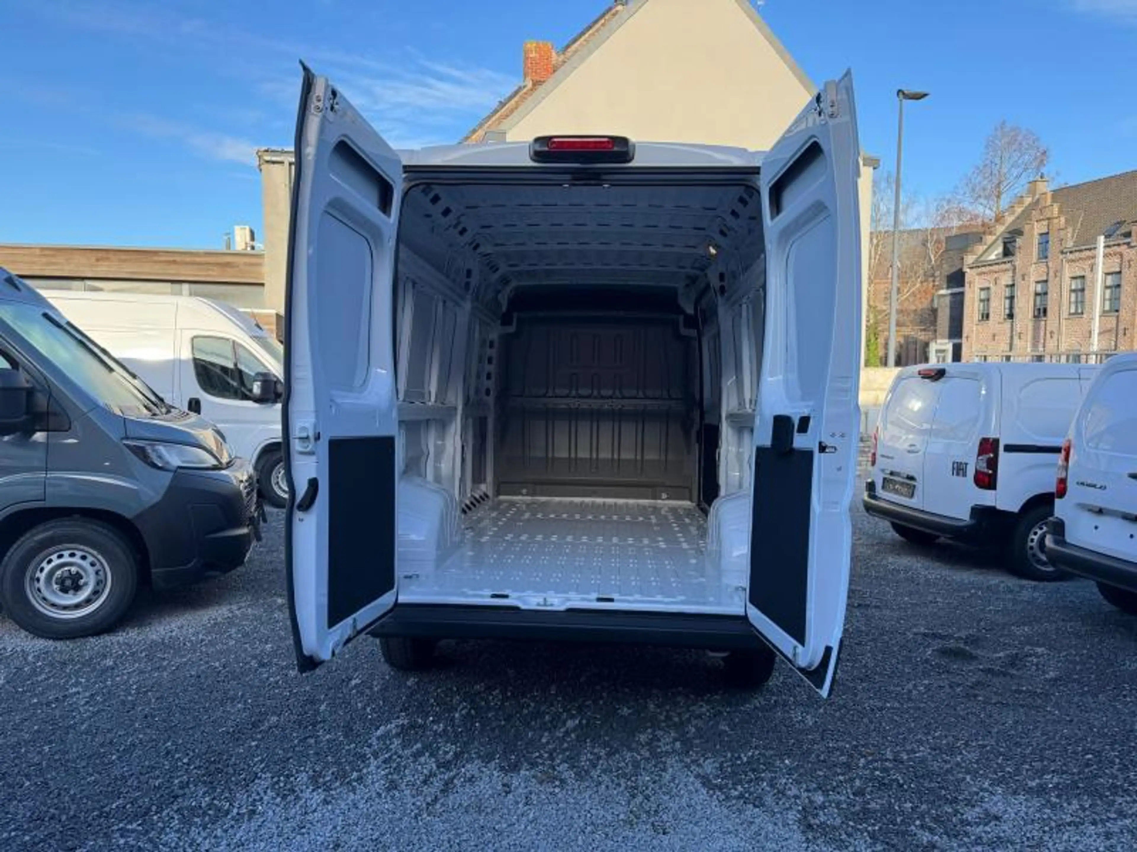 Peugeot Boxer 28500€ EX BTW — photo 14