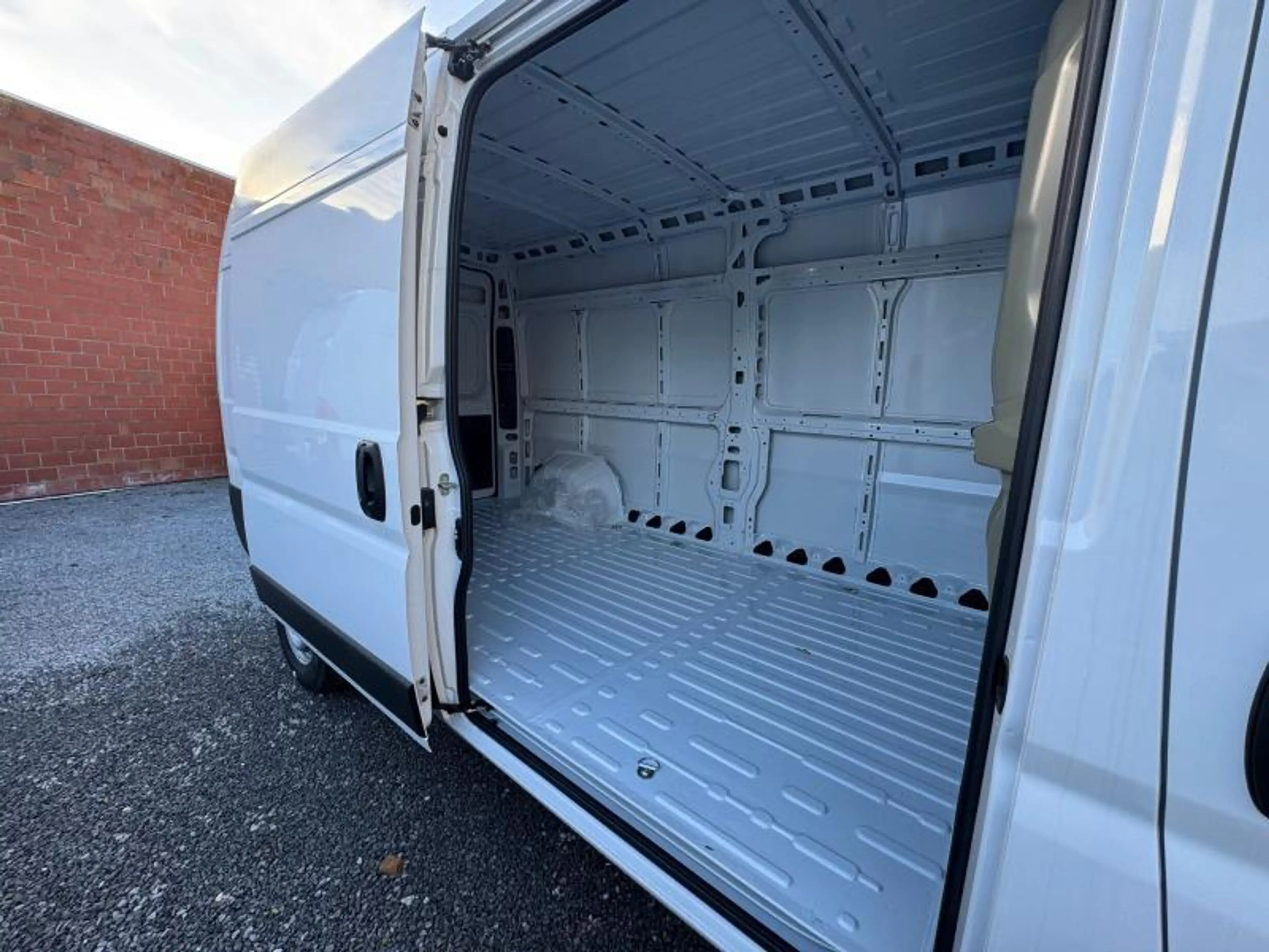 Peugeot Boxer 28500€ EX BTW — photo 8