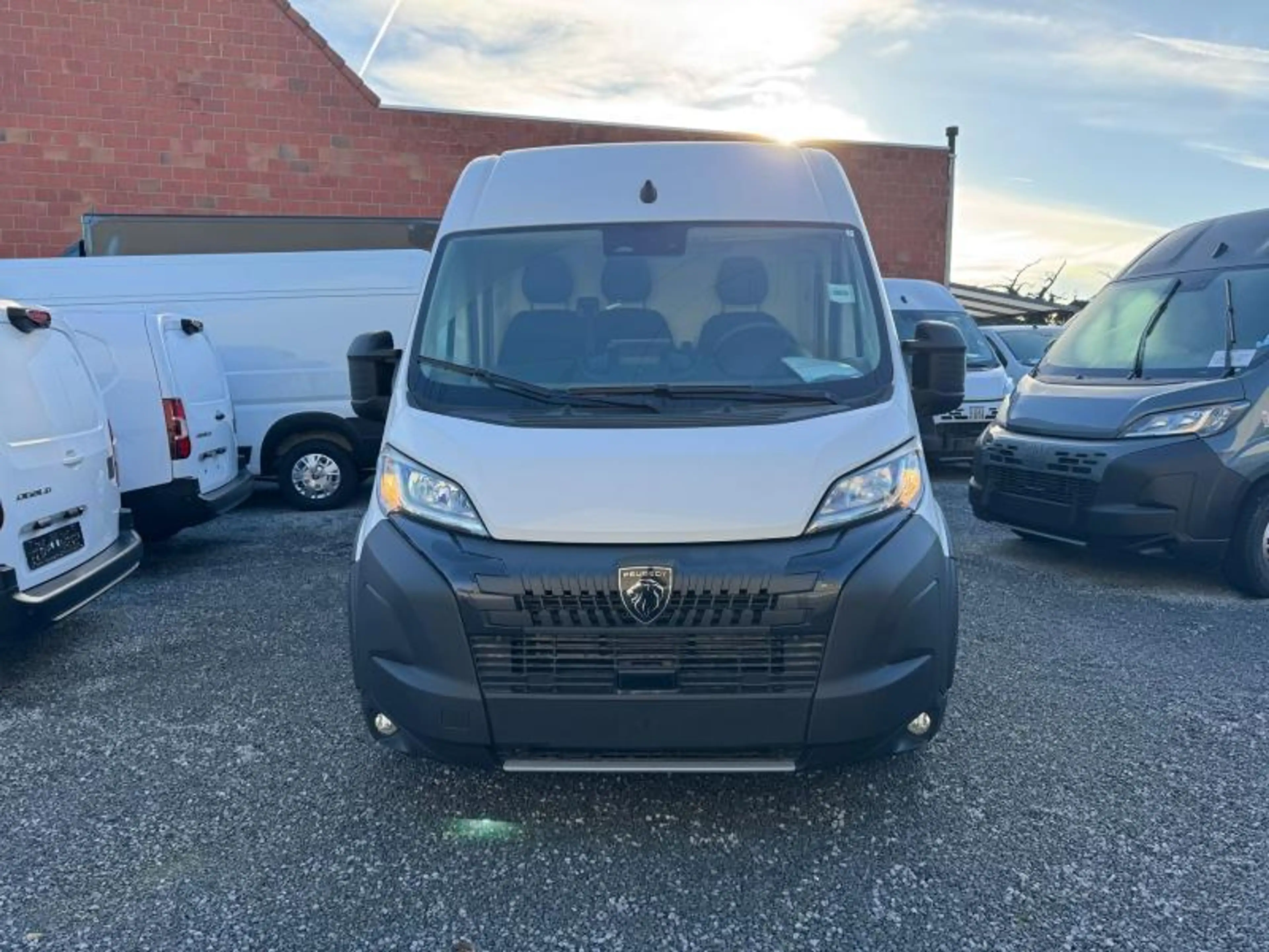 Peugeot Boxer 28500€ EX BTW — photo 3