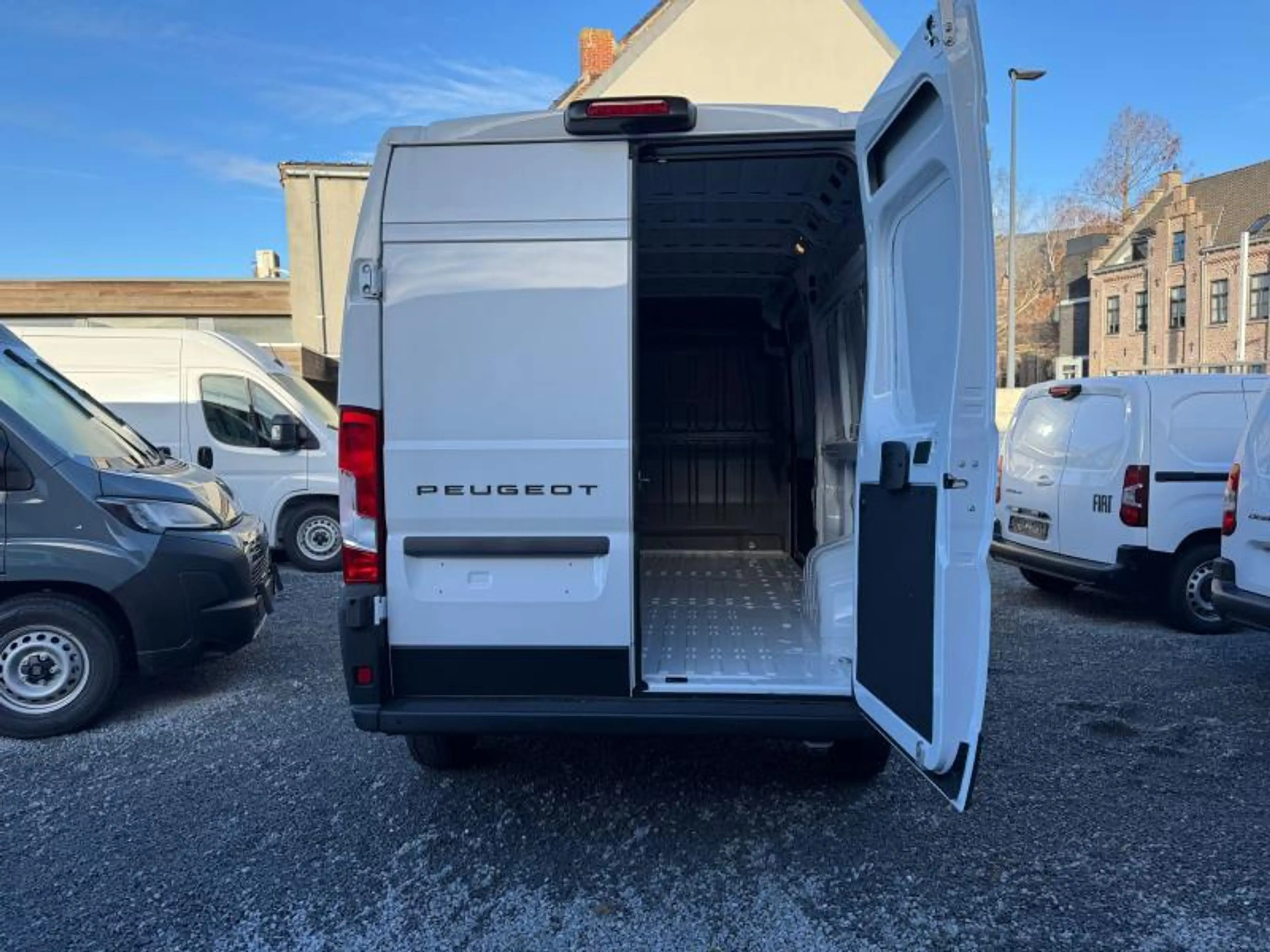 Peugeot Boxer 28500€ EX BTW — photo 13