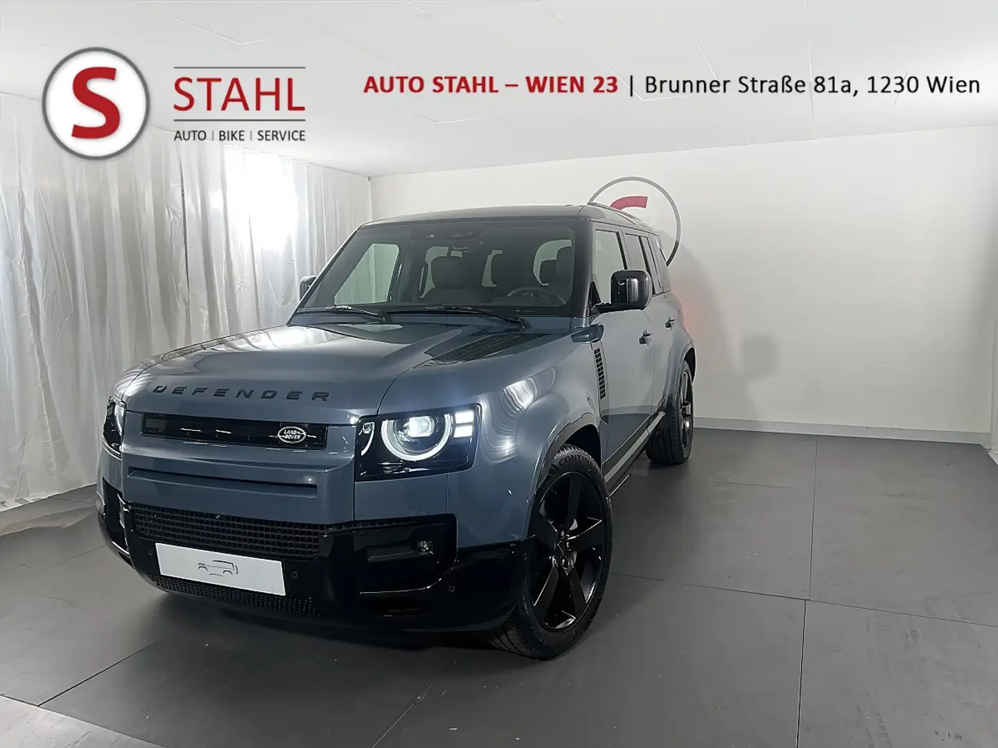 Land Rover Defender 110 P300e PHEV AWD X-Dynamic SE Aut. Blau - 1