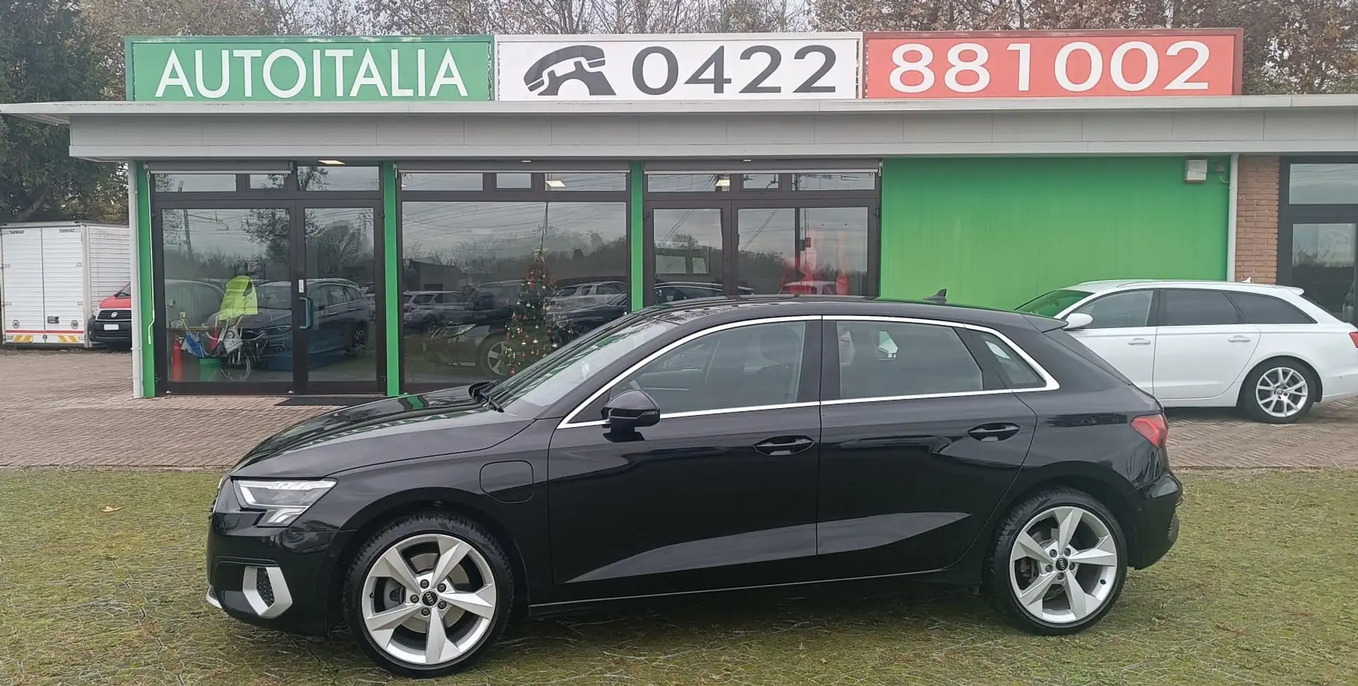 Audi A3 Sportback 40 1.4 tfsi e S line edition s-tronic Schwarz - 1