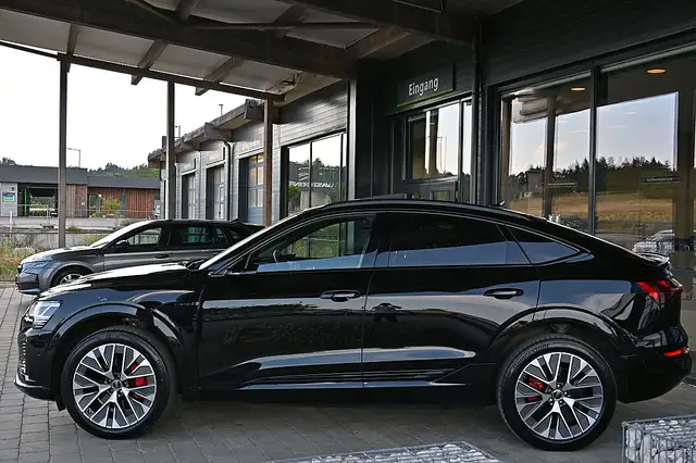 Audi Q8 e-tron Q8 Sportback 55 e-tron quattro 106kWh S Line NP... Ansicht 30