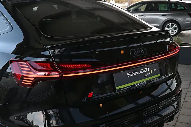 Audi Q8 e-tron Q8 Sportback 55 e-tron quattro 106kWh S Line NP... Ansicht 27