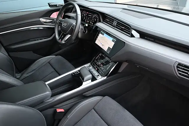 Audi Q8 e-tron Q8 Sportback 55 e-tron quattro 106kWh S Line NP... Ansicht 5