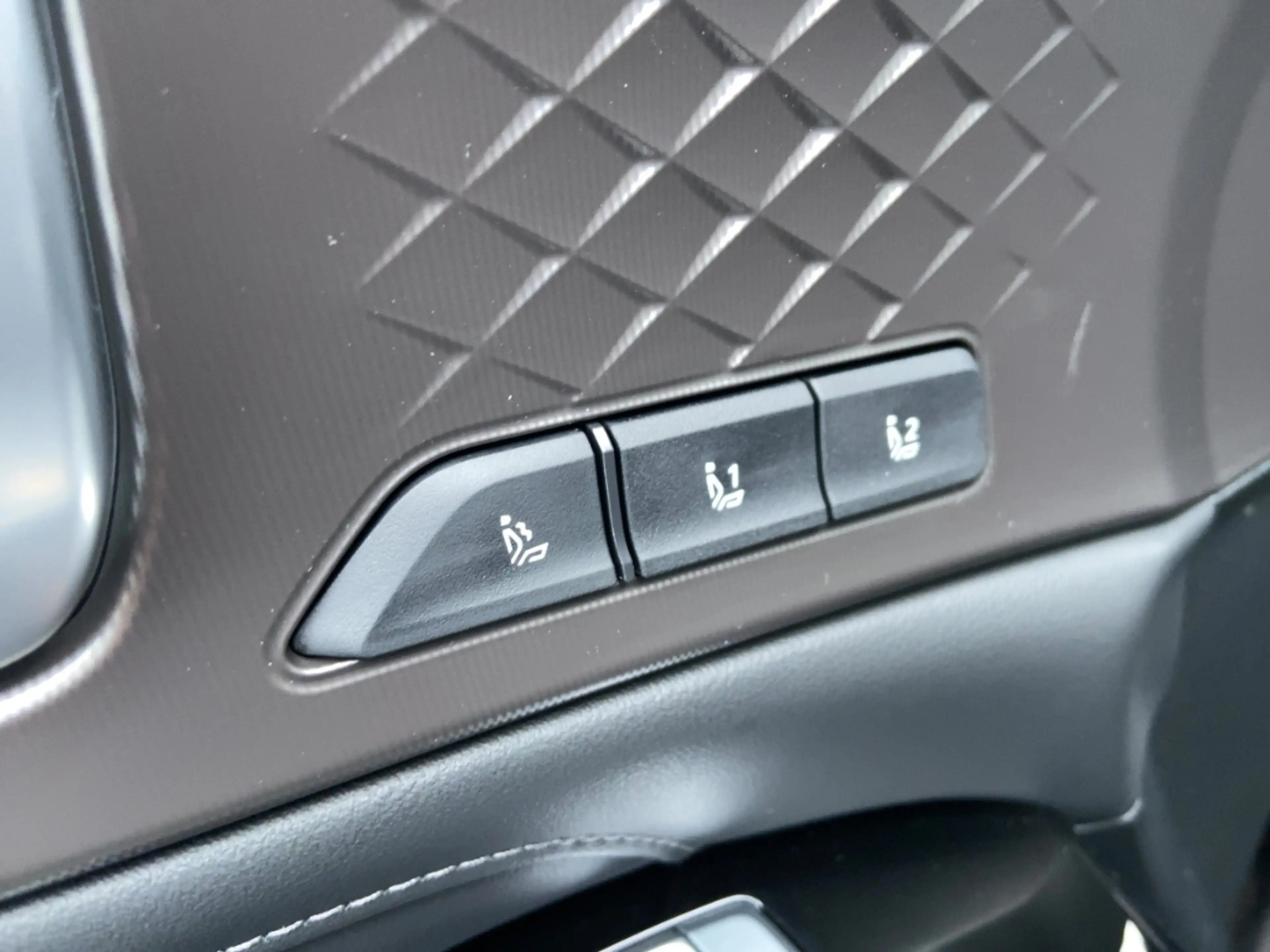 Kia Sorento Platinum PHEV 1.6T AWD Nappa Premium Glasd. — photo 26