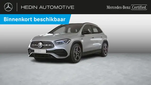 Mercedes-Benz GLA 250 e AMG Line | Panoramisch Dak | Trekhaak  | Memory